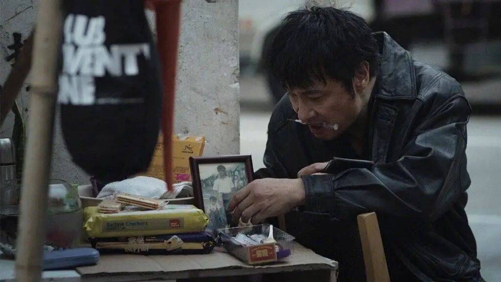 考古|89岁谢贤现身依旧时髦!与小49岁女友分手后开搞事业,疑已交代后事的他太潇洒