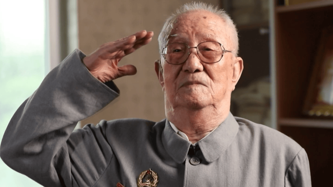 这6位与总书记握手的老战士是谁?